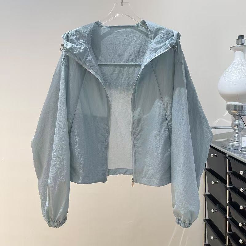 Ženska majica s UV zaštitom, kratka duljina 40–50 cm, polyester 95%+, drugi polyester 30–50%, UPF30+, tanko materijal