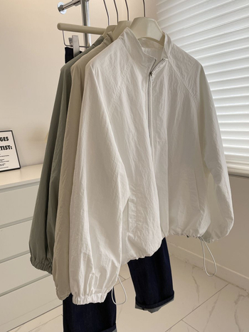 Ženska denim-pamučna jakna, stojeći ovratnik, bez rukava, A-silueta, proljeće 2025