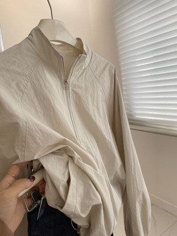 Ženska denim-pamučna jakna, stojeći ovratnik, bez rukava, A-silueta, proljeće 2025