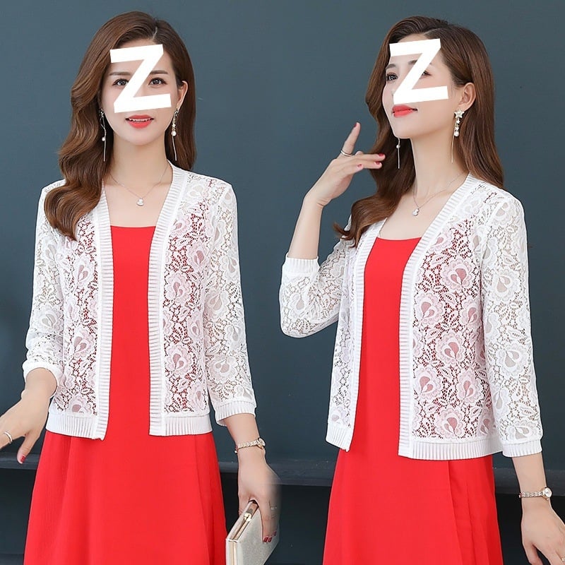 Čipkované krátke ľahké sako s 3/4 letnými rukávmi, bavlna–nylón zmes, jar 2023