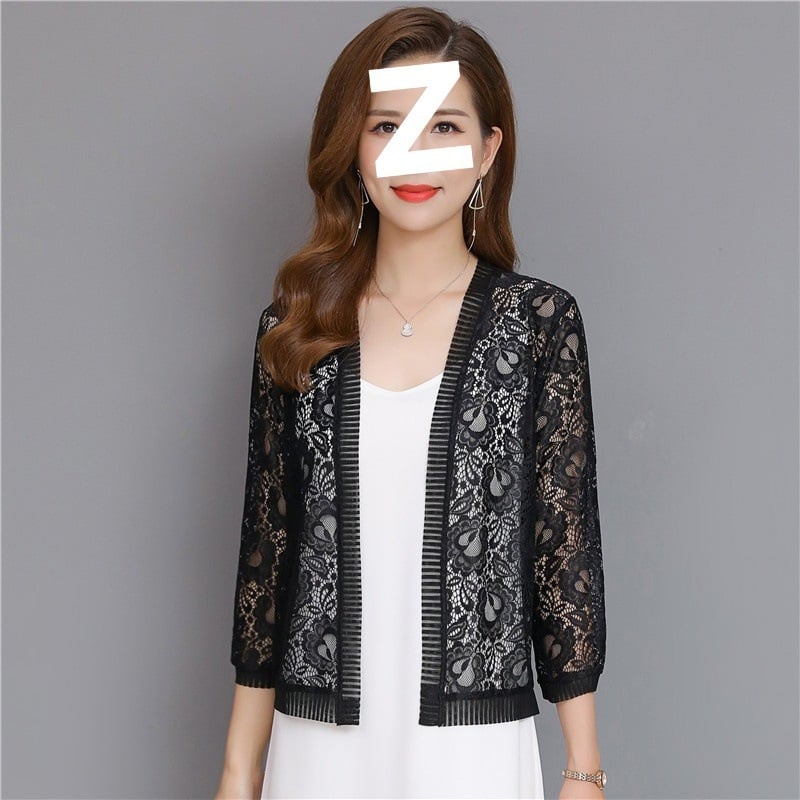 Čipkované krátke ľahké sako s 3/4 letnými rukávmi, bavlna–nylón zmes, jar 2023