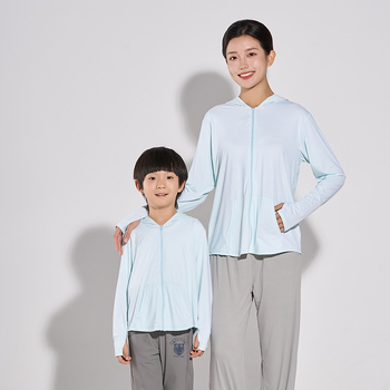 Jachetă cu protecție UV pentru copii și adulți, din nailon ușor, cu glugă.