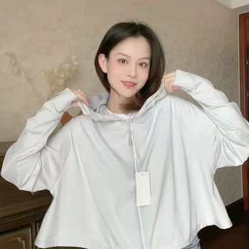 Bluză de protecție solară din Ice Silk UPF50+ pentru femei, lungime scurtă, fermoar frontal, mâneci raglan, respirabilă