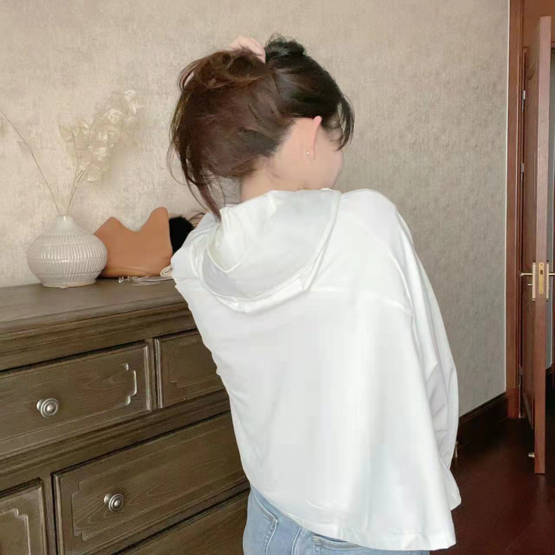 Bluză de protecție solară din Ice Silk UPF50+ pentru femei, lungime scurtă, fermoar frontal, mâneci raglan, respirabilă