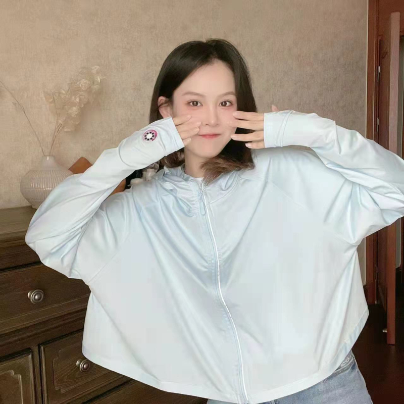 Bluză de protecție solară din Ice Silk UPF50+ pentru femei, lungime scurtă, fermoar frontal, mâneci raglan, respirabilă