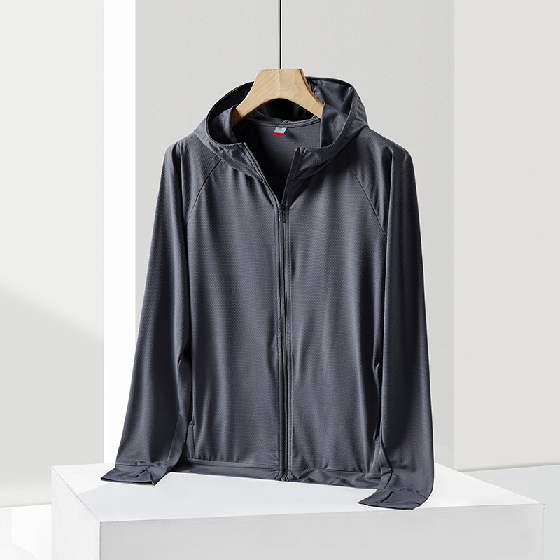 Jachetă de exterior tip windbreaker cu protecție UV 50+, glugă, respirabilă, din poliester