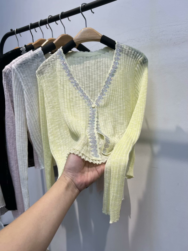 Top cardigan din fibre de bambus, croială Slim, lungime scurtă, mâneci lungi, UPF50+ protecție solară, nasture unic, Wan Lizi, Vara 2024