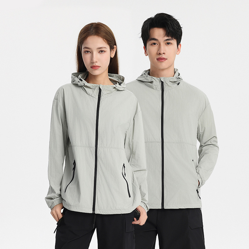 Jachetă de exterior ușoară cu protecție UV UPF50+, respirabilă, nailon, cu glugă