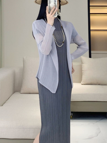 Ženski lagani letni kratki kardigan s ovratnikom, slobodan kroj, plisirane detalje, zaštita od sunca