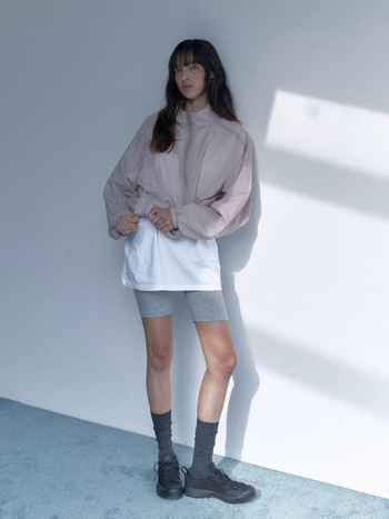 Najlon jakna s patentnim zatvaračem za zaštitu od sunca, slobodan kroj, srednja duljina, ljeto 2025, UPF30+