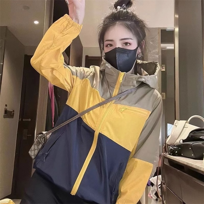 Jachetă ușoară cu glugă pentru femei, protecție solară, croială lejeră, mâneci lungi, fermoar