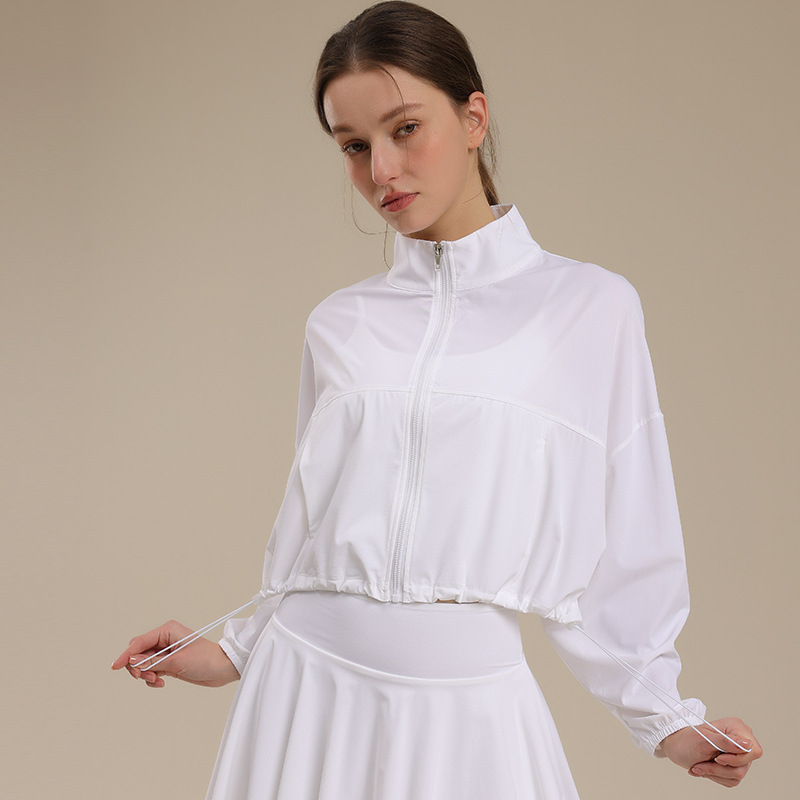 Σετ γιόγκα: ζακέτα-φούστα, διαπνοή νάιλον, UV-ανθεκτικό, γρήγορο στέγνωμα, υψηλός λαιμός, τσέπες, μακριά μανίκια, μήκος μανικιού 55–60 cm, μήκος φούστας 34–37 cm