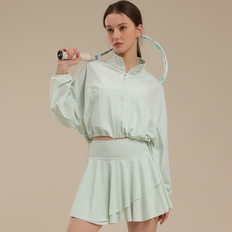 Σετ γιόγκα: ζακέτα-φούστα, διαπνοή νάιλον, UV-ανθεκτικό, γρήγορο στέγνωμα, υψηλός λαιμός, τσέπες, μακριά μανίκια, μήκος μανικιού 55–60 cm, μήκος φούστας 34–37 cm