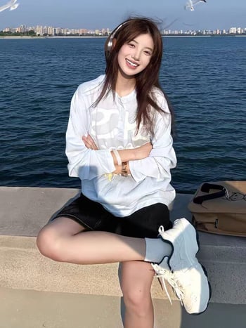 Γυναικεία μπλούζα με μακρύ μανίκι για προστασία από τον ήλιο — στενή γραμμή, Snowflake βαμβάκι με νάιλον, UPF 30+