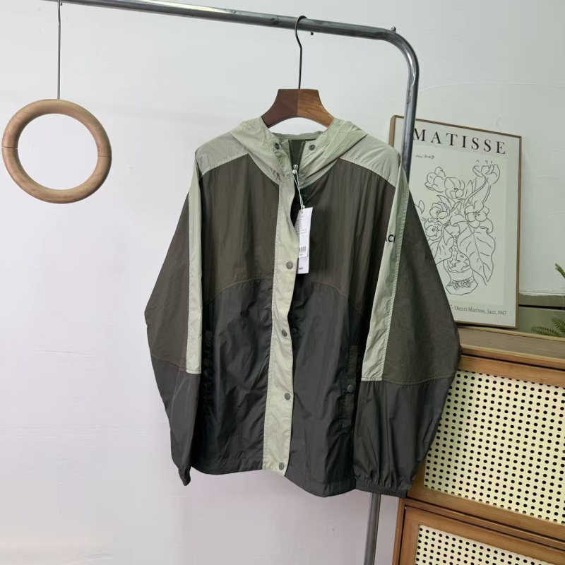 Ľahká bunda s UV ochranou pre outdoor aktivity, voľný strih, dlhé rukávy, materiál Nylon Vinylon, UPF 30+, vydanie jeseň 2025