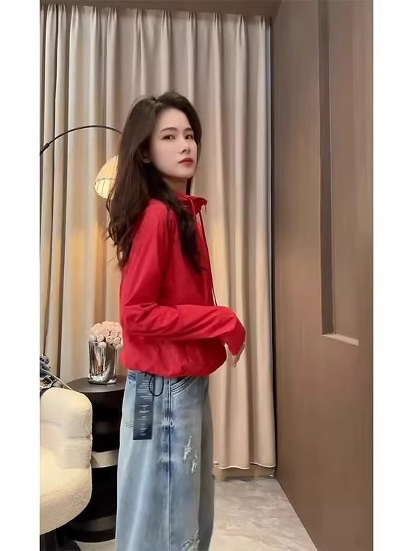 Dámske ľahké polyesterové s kapucňou, voľný strih, dlhé rukávy, zips, ochrana pred slnkom, leto 2025