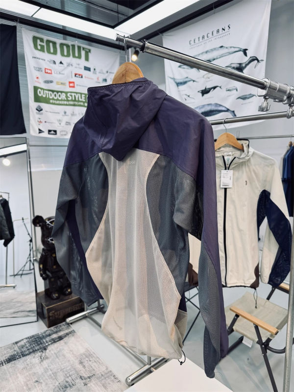 Unisex vanjska jakna s kapuljom (Model 546; Poliester; UPF30+; Brzo sušenje; Prozračna)