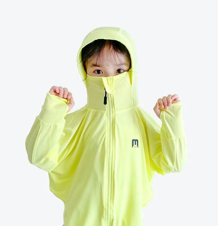 Tricou cu glugă pentru copii, protecție UV din țesătură Ice Silk, respirabil, uscare rapidă (Țesătură Ice Silk, protecție UV, respirabil, uscare rapidă)