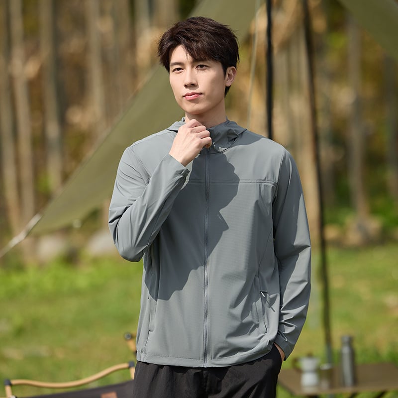 Geacă de exterior din nylon, fibră brută; protecție UV UPF50+; uscare rapidă, respirabilă, rezistentă la vânt; cu glugă; unisex