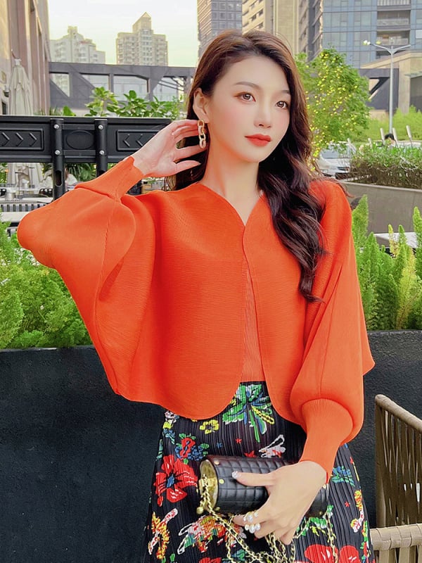 Kardigan s rukavima tipa Bat, V-izrez, tanak poliester, kratka duljina, glatka površina