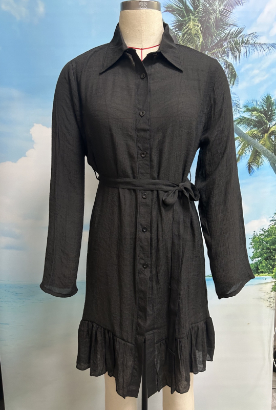 Plažna bluza od pamuka i poliestera, slobodan kroj, dugi rukavi, srednja duljina 65–80 cm, kopčanje na jedan red, proljeće 2024, elegantan gradski stil