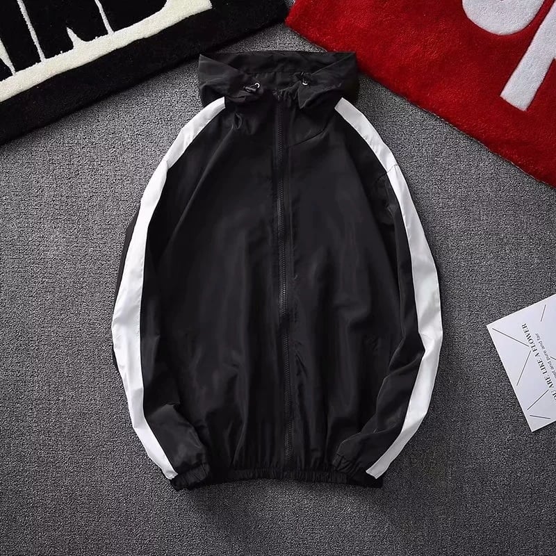 Geacă cu glugă, subțire, amestec de poliester, fermoar, buzunare laterale