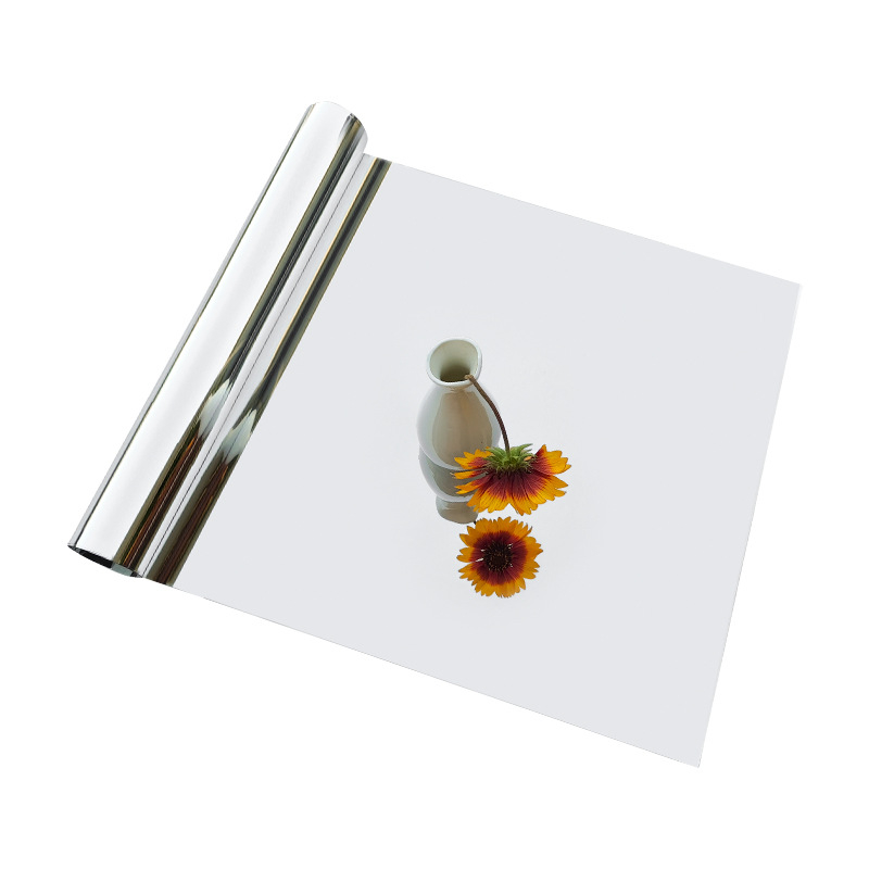 Αυτοκόλλητος φιλμ καθρέπτη για τον τοίχο, διπλής όψης, από PET; κατάλληλος για σαλόνι, υπνοδωμάτιο και εμπορικούς χώρους; προσφέρει προστασία από τον ήλιο, σκίαση και μόνωση θερμότητας.