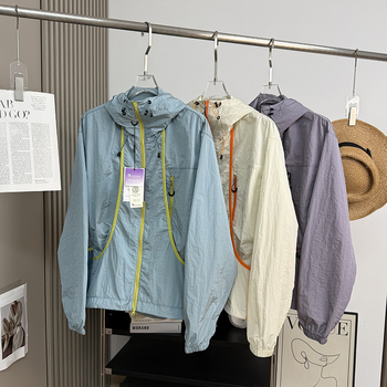 Unisex jakna za planinski stil, lagana, prozračna, vodootporna s kapuljom, dizajn blok boja