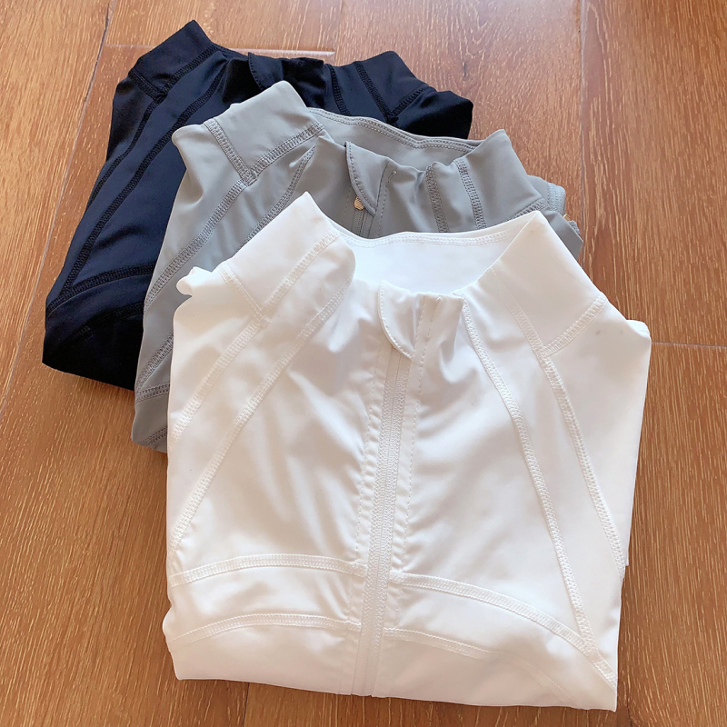 Ženski jakna slim fit, polo ovratnik, jednobojna pletiva od pamuk mješavine s elastanom, ručno pletena