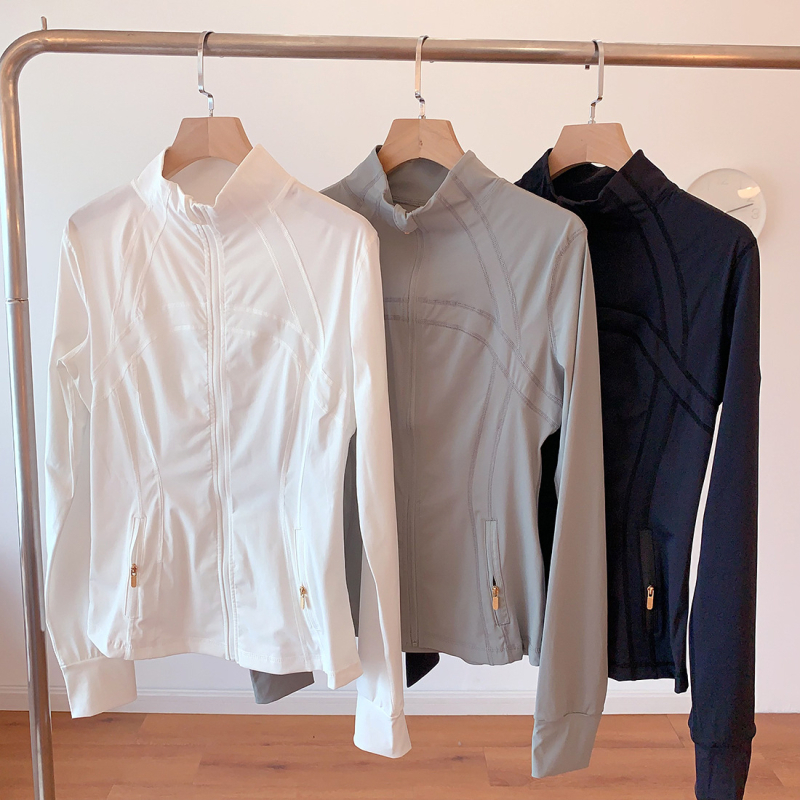 Ženski jakna slim fit, polo ovratnik, jednobojna pletiva od pamuk mješavine s elastanom, ručno pletena