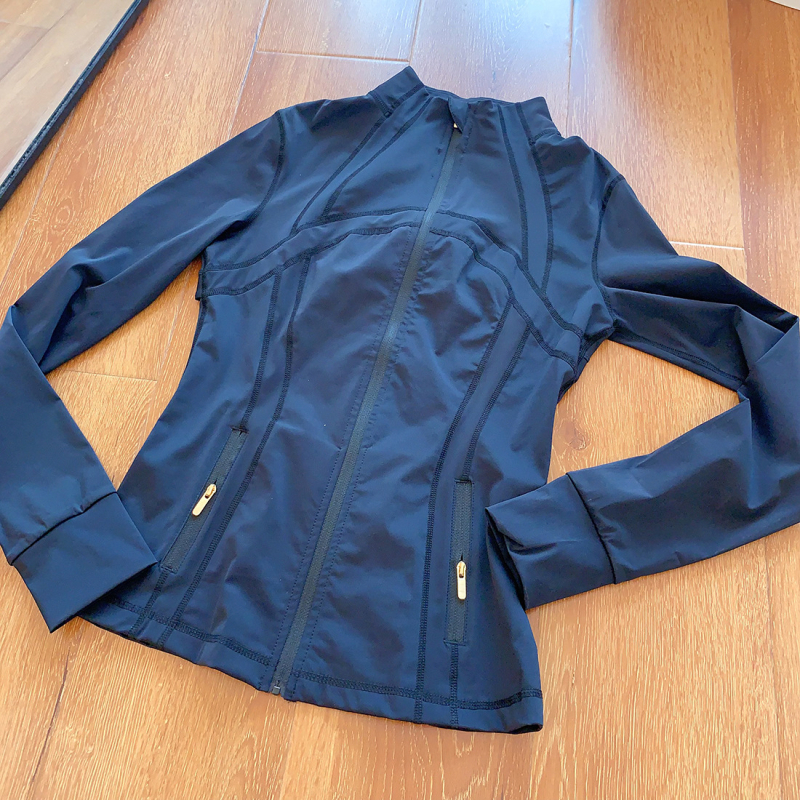 Ženski jakna slim fit, polo ovratnik, jednobojna pletiva od pamuk mješavine s elastanom, ručno pletena