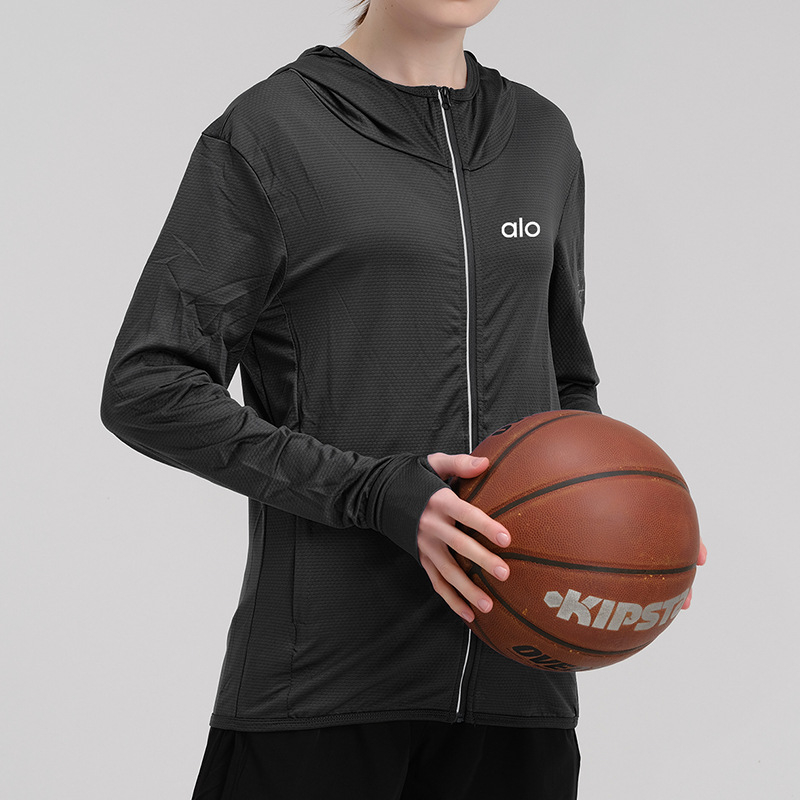 Geacă ușoară cu glugă și protecție UV – respirabilă, uscare rapidă, din poliester