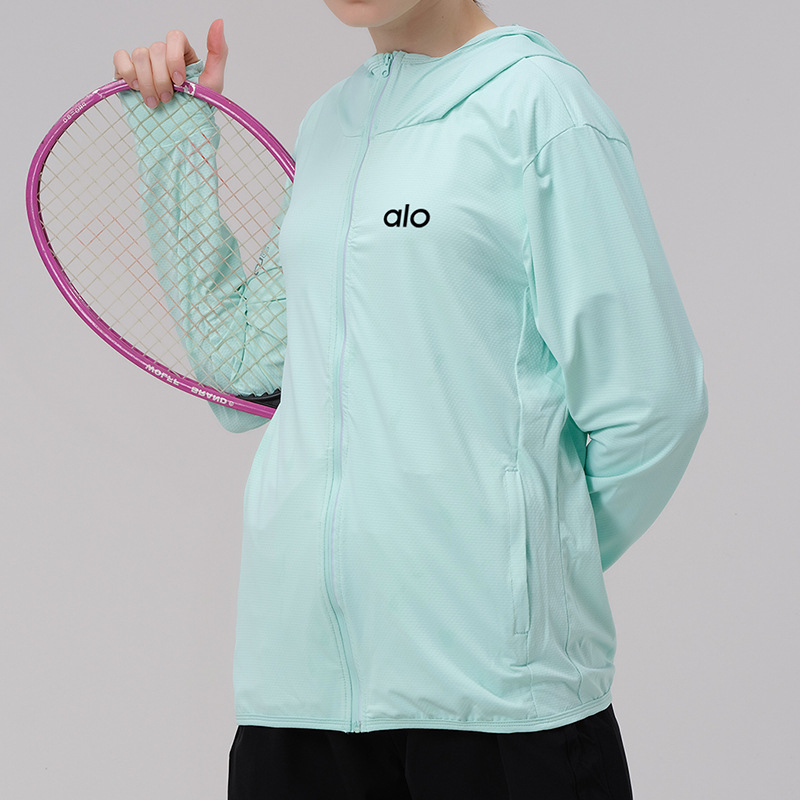 Geacă ușoară cu glugă și protecție UV – respirabilă, uscare rapidă, din poliester