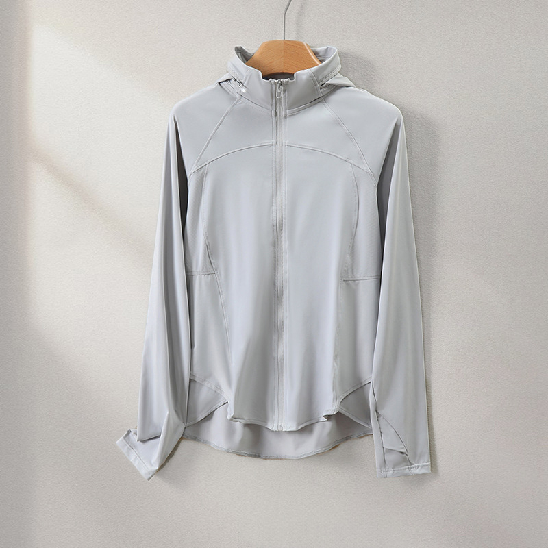 Jachetă din amestec poliester-spandex, guler polo, închidere cu fermoar, croială lejeră, mâneci lungi