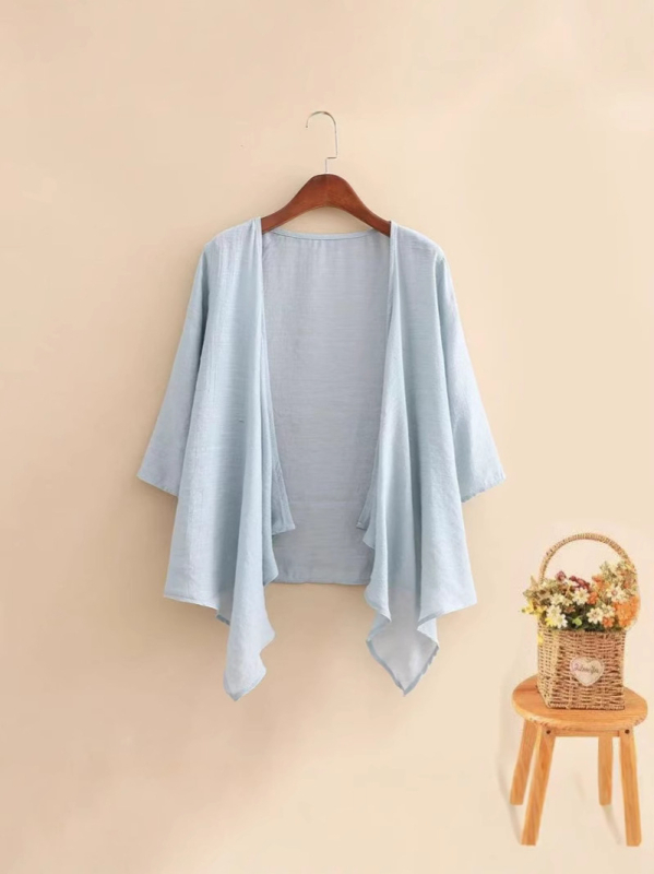 Laza kender kardigán 70–80% kender tartalommal, 3/4-es ujjú, hossza 50–65 cm, nyári 2025 kollekció