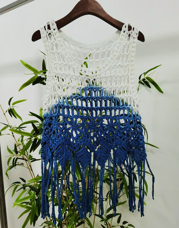 Csipkés kardigán etnikus stílusban, V-nyakú, harang alakú ujjak, anyag Tencel Lyocell, karcsúsított szabás