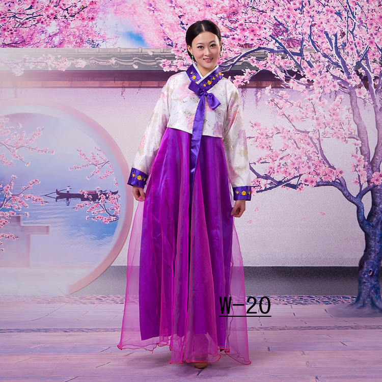 Ženski hanbok — pamukasto–mješani tkanina, glavna tkanina poliester, sekundarna tkanina lan, ljeto 2022, za uzrast 18–24