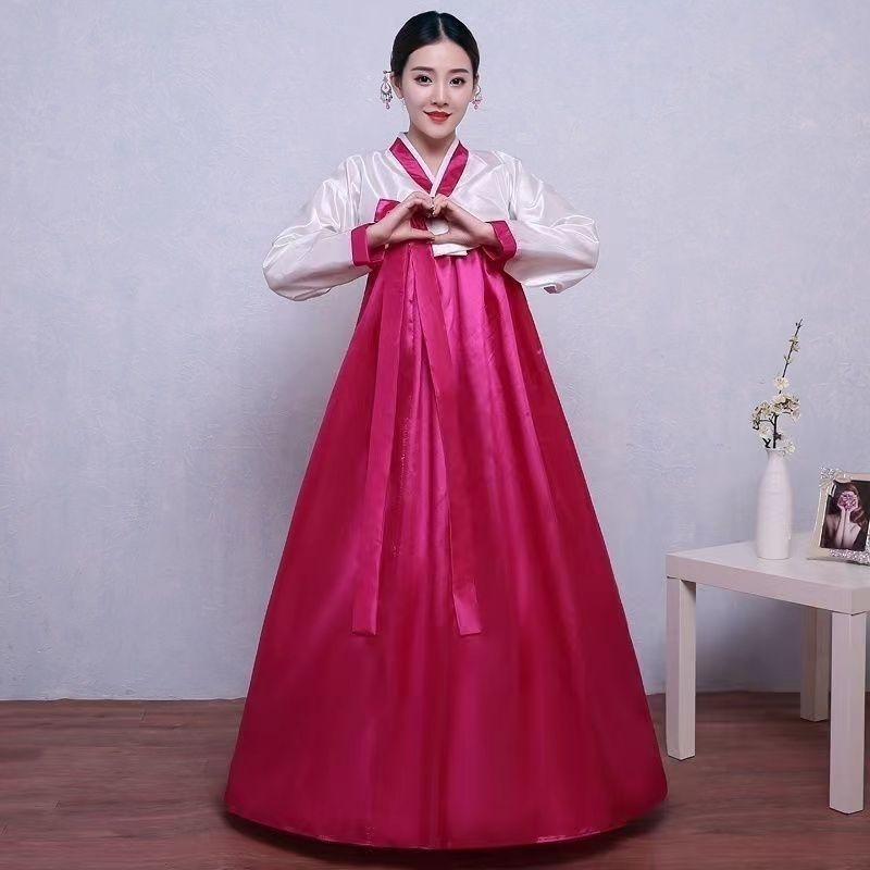 Ženski hanbok — pamukasto–mješani tkanina, glavna tkanina poliester, sekundarna tkanina lan, ljeto 2022, za uzrast 18–24