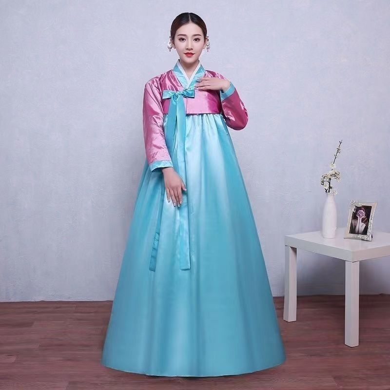 Ženski hanbok — pamukasto–mješani tkanina, glavna tkanina poliester, sekundarna tkanina lan, ljeto 2022, za uzrast 18–24