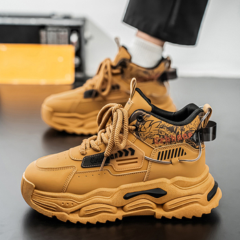 Vyriški darbo batai — atsparūs vandeniui, neslidūs, atsparūs dilimui, aukšti, gumos padas; viduje tinklas