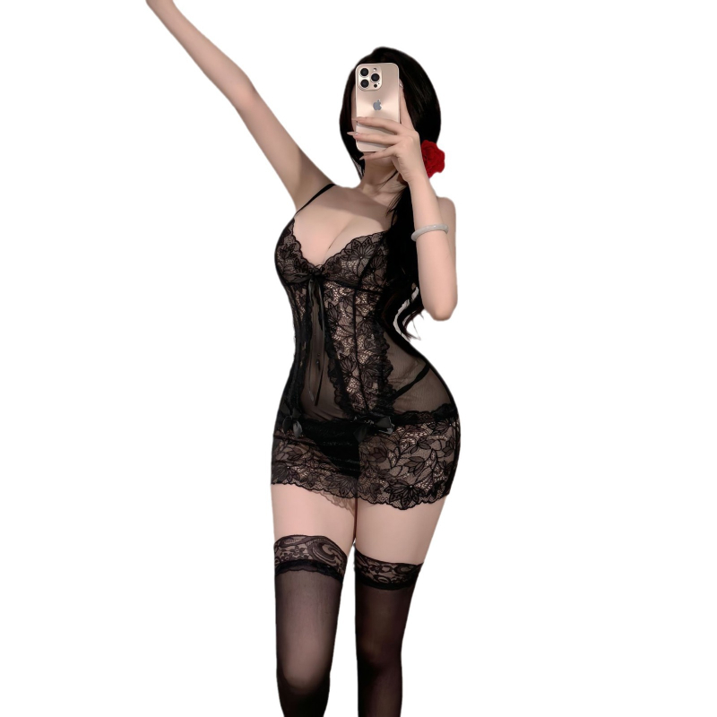 Δαντελένιο διάφανο νυχτικό με πλέγμα, V-λαιμό, πολυεστέρας 90–95%, μήκος φούστας