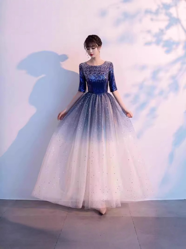 Női kórus hosszú flitteres estélyi ruha, poliészter anyag, 2025 tavasz, vasalásmentes.