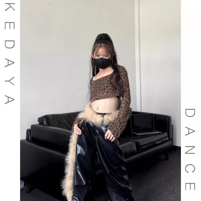 Детски комплект: леопардов принт къс топ и кожени панталони, качулка, дълги ръкави, полиестер, за сценично танцово изпълнение