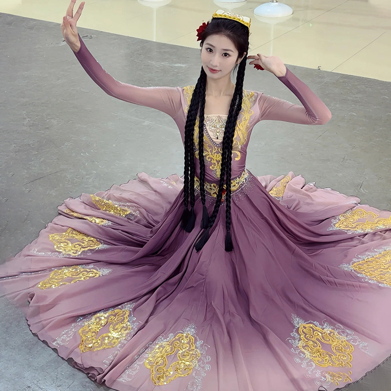 Costum etnic de dans pentru dansuri populare, cu fustă evazată mare, pentru repetiții și reprezentații; țesătură: spandex; unisex; primăvara 2025