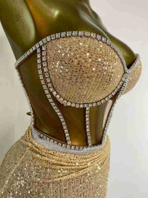 SWATO Primăvara 2024 Set de performanță tricotat cu paiete pentru bar și club – Stil street hipster, Top scurt, Hotfix cristale, Poliester 80-90%, Spandex <30%