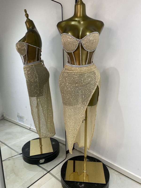 SWATO Primăvara 2024 Set de performanță tricotat cu paiete pentru bar și club – Stil street hipster, Top scurt, Hotfix cristale, Poliester 80-90%, Spandex <30%