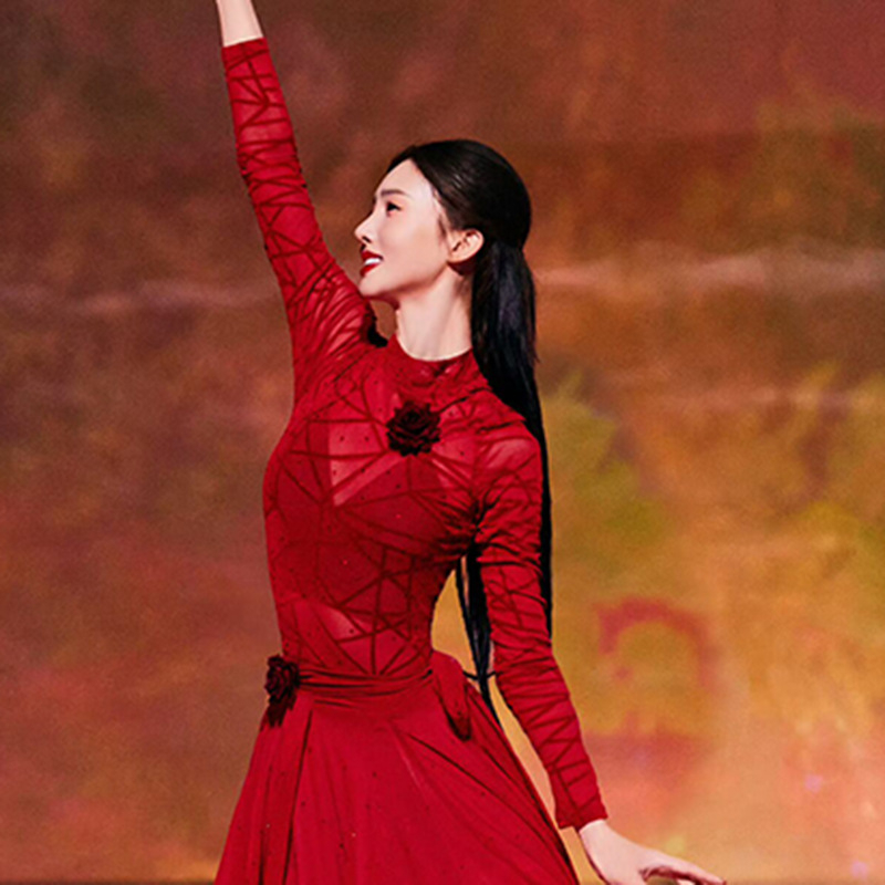 Set costum dans folcloric pentru femei Fengju, bumbac și alte țesături, lansare primăvara 2025