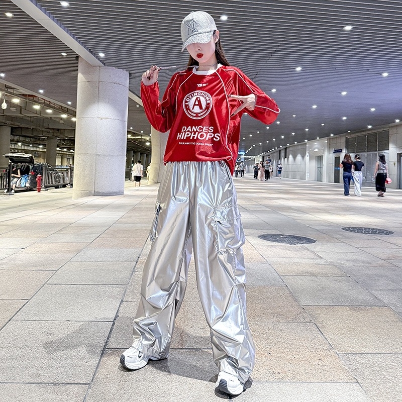 Ținută de street dance toamnă 2025 pentru jazz/hip-hop, croială lejeră, material principal din bumbac 50–70%, bumbac secundar sub 30%, stil casual urban