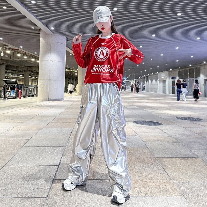 Ținută de street dance toamnă 2025 pentru jazz/hip-hop, croială lejeră, material principal din bumbac 50–70%, bumbac secundar sub 30%, stil casual urban