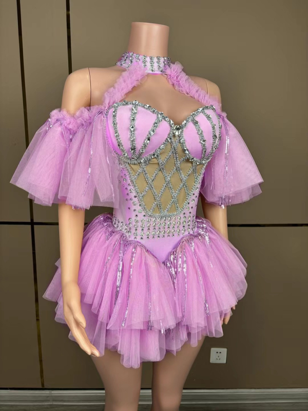 Costum de scenă în stil mecanic, cu paiete și broderie, țesătură Spandex (50–70%), primăvara 2025